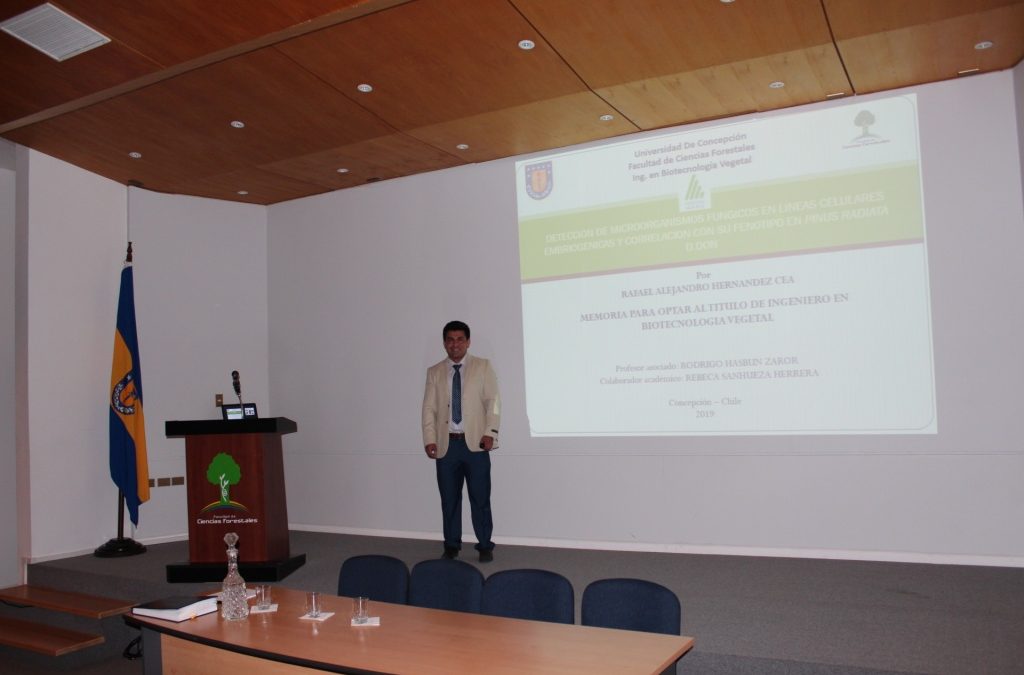 Rafael Hernández es Ing. En Biotecnología Vegetal