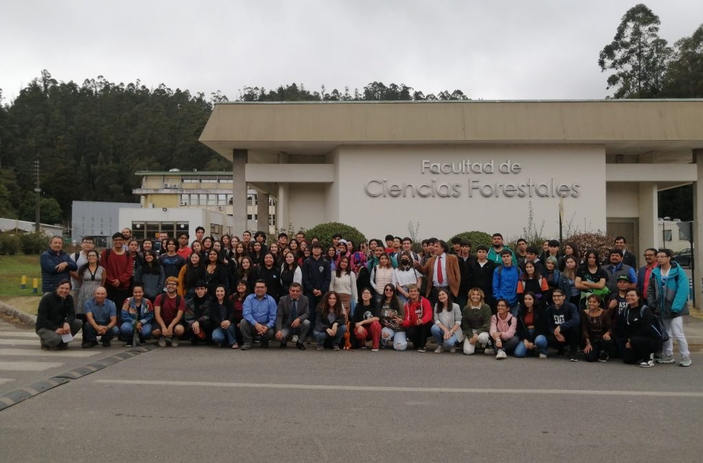 Ceremonia de Bienvenida a los nuevos estudiantes de la Facultad