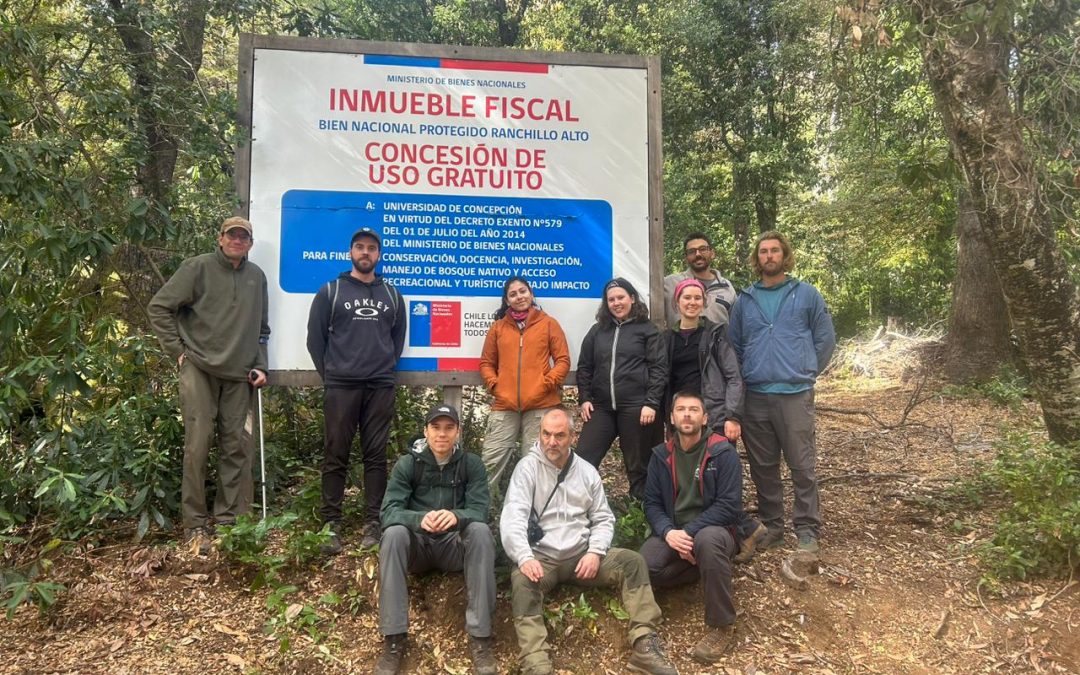 Visita de estudiantes de Bachillerato en Ecología y Medio Ambiente de la Université du Quebéc en Outaouais al Bien Nacional Protegido Ranchillo Alto
