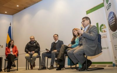 Expertos exponen sobre los desafíos de la planificación territorial para la conservación de la naturaleza